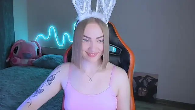 LaraKrein lk online show from January 2026 04:42:01 PM