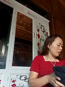 Bianly online show from October 2025 12:44:02 AM