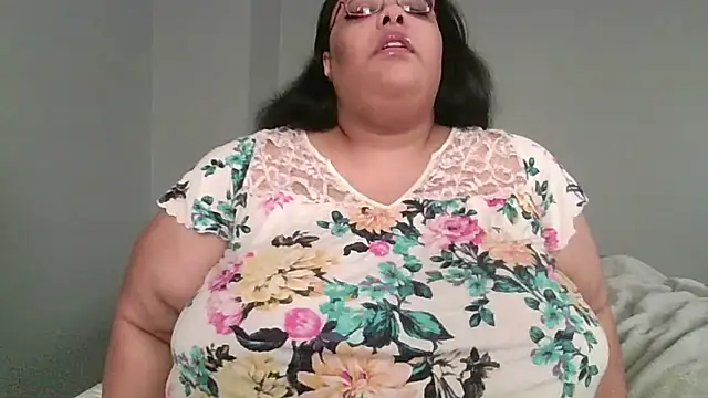 SexyBBW10790 online show from April 2026 02:56:01 PM