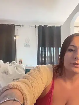 Snapshot of MiaBabyX chatting on November 2025 04:53:01 PM MiaBabyX online show from November 2025 04:53:01 PM