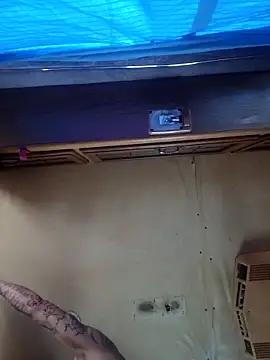 ShawnandDani7074 online show from March 2026 02:34:01 PM