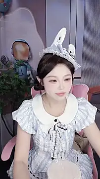 CAICAI BABY online show from November 2025 05:39:01 AM