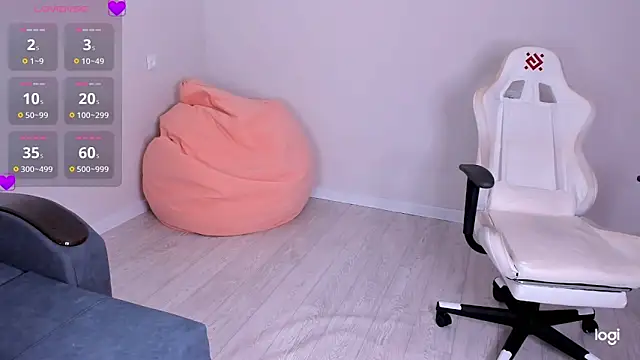 Snapshot of Momo_Ayase_ chatting on October 2025 02:16:02 PM Momo Ayase online show from October 2025 02:16:02 PM