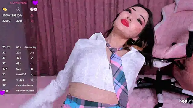 Snapshot of Momo_Ayase_ chatting on November 2025 03:33:02 PM Momo Ayase online show from November 2025 03:33:02 PM