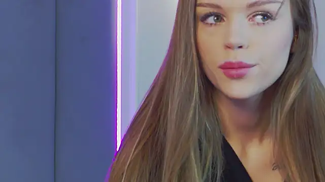 MarilynNova online show from January 2026 04:50:01 AM