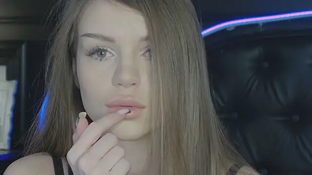 MarilynNova online show from February 2026 05:30:01 AM