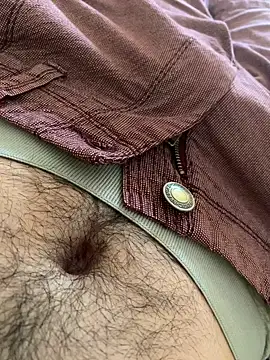 MuzzyFacing online show from September 2025 09:09:01 AM