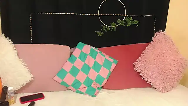 AmazingDarkDoll online show from November 2025 03:12:02 PM