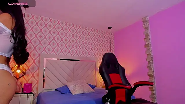 Snapshot of ALANA_WATSONN chatting on November 2025 02:57:02 AM ALANA WATSONN online show from November 2025 02:57:02 AM