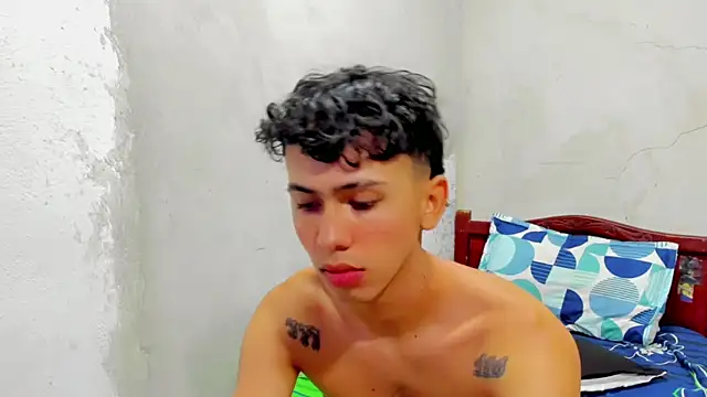 Snapshot of Damien_444 chatting on September 2025 06:46:01 AM Damien 444 online show from September 2025 06:46:01 AM