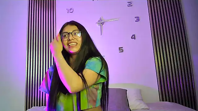 Snapshot of --MiaKhalifa-- chatting on October 2025 03:23:02 PM --MiaKhalifa-- online show from October 2025 03:23:02 PM