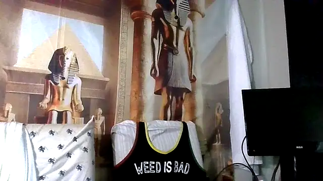 Triggerhappycj100 online show from March 2026 05:18:02 PM