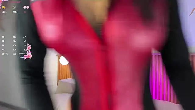 Valleriie  online show from November 2025 03:15:02 PM