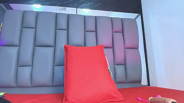 Roxana gomez online show from November 2025 03:17:01 AM