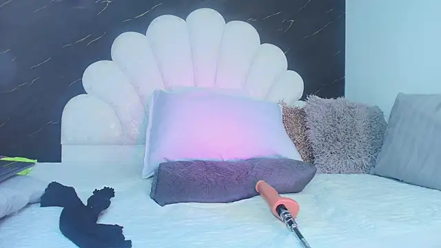 Roxana gomez online show from April 2026 03:13:02 AM