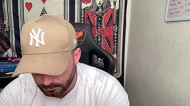 brettmycles28 online show from February 2026 06:37:01 PM