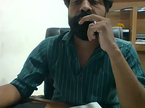 Snapshot of autophile-indian chatting on June 2026 06:07:02 AM autophile-indian online show from June 2026 06:07:02 AM