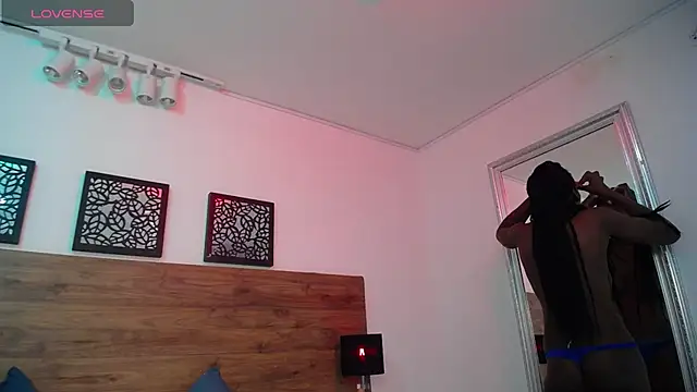 AlexandraCambell online show from September 2025 07:30:02 PM