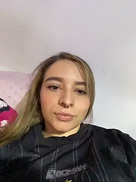 karla-thomsom10 online show from February 2026 07:47:02 PM