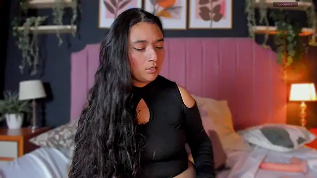 scarlet dh online show from March 2026 11:54:01 PM