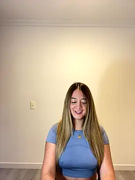 Zara Ross online show from October 2025 12:42:02 AM