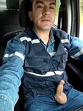 Blackaxes online show from April 2026 09:46:01 PM