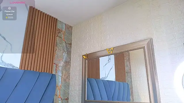 angel  red  online show from March 2026 03:34:01 AM