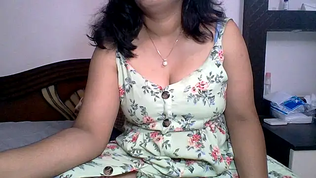 Snapshot of anu-anu2002 chatting on July 2026 05:22:01 PM anu-anu2002 online show from July 2026 05:22:01 PM