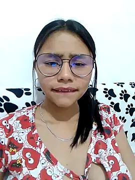 SofieLove 01 online show from April 2026 08:06:02 PM