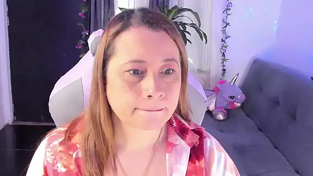 milagros latina75 online show from November 2025 03:56:02 PM