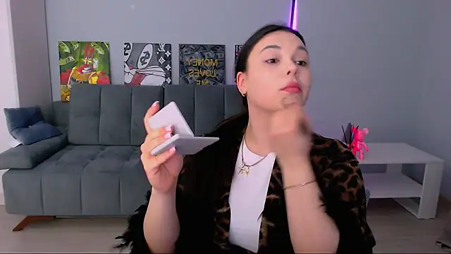 queenofthesense  online show from February 2026 12:25:01 PM