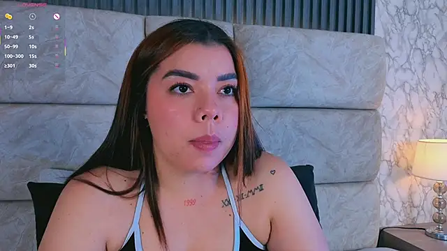 leilapons online show from April 2026 07:39:01 PM