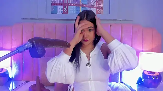 noa moon online show from October 2025 12:47:02 PM