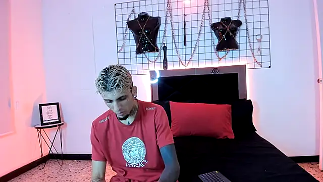 Snapshot of kasandrandliam chatting on September 2025 03:11:01 AM kasandrandliam online show from September 2025 03:11:01 AM