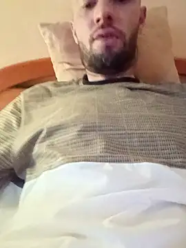 Snapshot of alexpo27 chatting on November 2025 01:06:02 AM alexpo27 online show from November 2025 01:06:02 AM