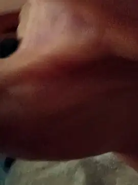 Snapshot of alexpo27 chatting on February 2026 05:01:02 AM alexpo27 online show from February 2026 05:01:02 AM