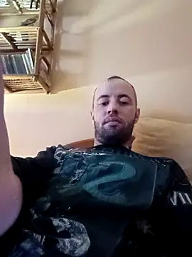 Snapshot of alexpo27 chatting on February 2026 03:59:01 AM alexpo27 online show from February 2026 03:59:01 AM