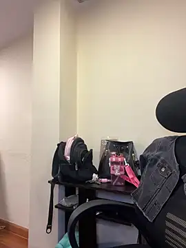 JuliethaDemon  online show from April 2026 02:00:02 PM