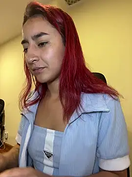 JuliethaDemon  online show from April 2026 01:39:01 PM