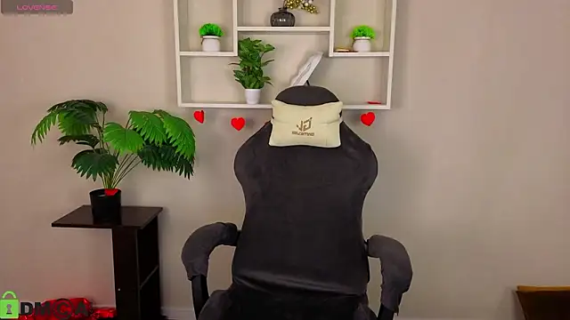 Miche1le Allenne online show from February 2026 01:02:02 AM