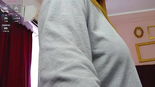 Kelly Bliss online show from October 2025 09:23:01 AM