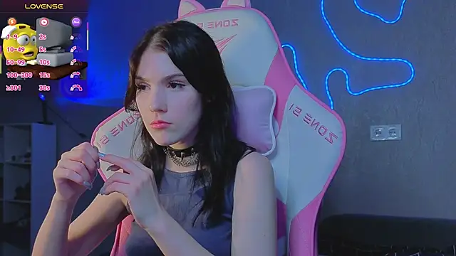 Sophie SkyAngel online show from December 2025 04:40:01 AM