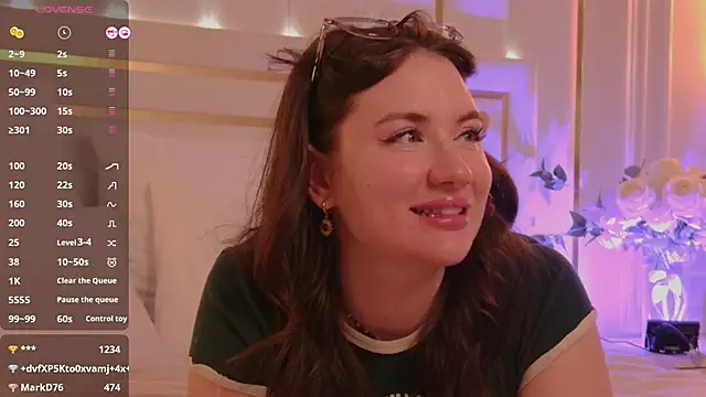 MeganStrain online show from November 2025 11:21:02 AM