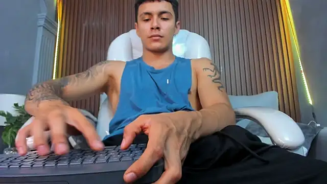 Leo santoro online show from November 2025 03:45:02 PM