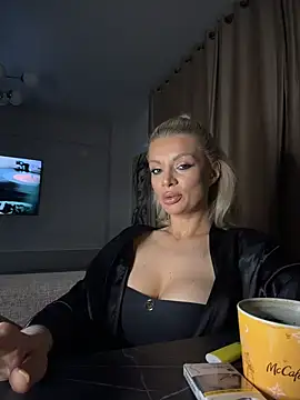 BOO D online show from February 2026 07:41:02 PM