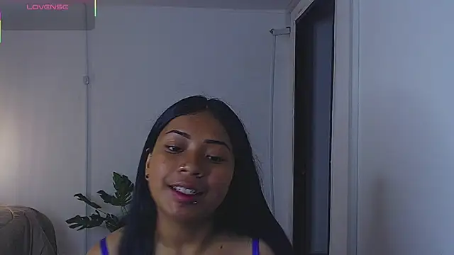 LilyCutee  online show from October 2025 07:11:01 PM