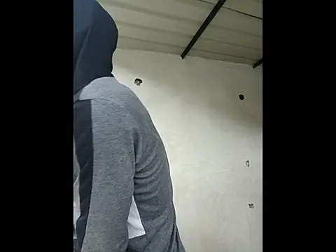 alex-golden online show from November 2025 04:43:02 PM