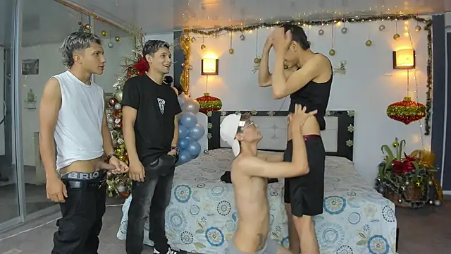 Bisexlifehot   online show from December 2025 11:20:02 PM