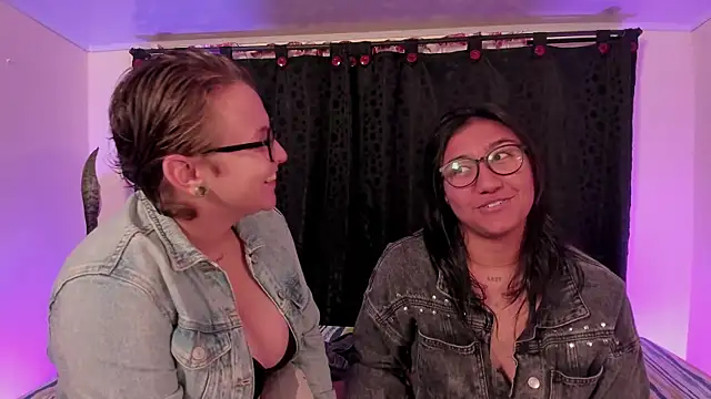 CrazyCakes  online show from January 2026 01:44:02 AM