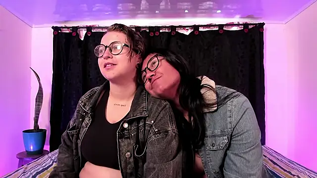 CrazyCakes  online show from March 2026 04:13:01 PM